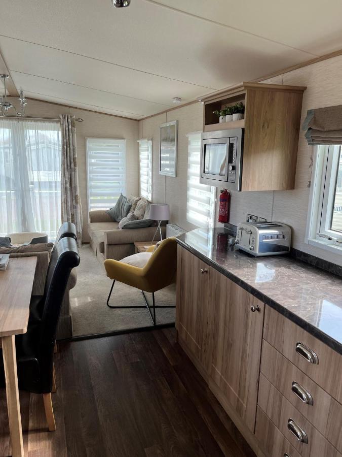 Norfolk Caravan Staycation Pet Friendly Belton with Browston Extérieur photo